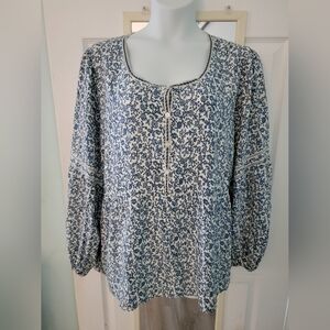 Peasant style NWT top.